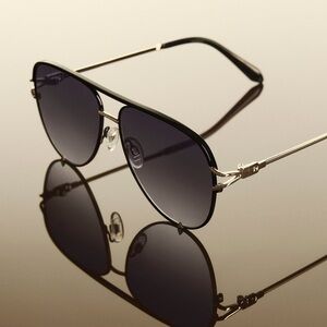 QUAY HIGH KEY TWIST SUNGLASSES